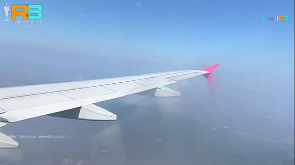 XXX Filmmaker from Bahia Traveling with two hotwifes and showing and fucking everywhere, Video no Avião. Menage on plane. RB Brazilian Bull. threesome with hotwife on the plane interracial 메가 튜브