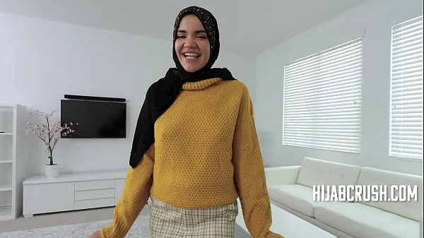 XXX Teen In Hijab Isn't Happy With Stepbro's Conditions- Naudi Nala หลอดเมกะ