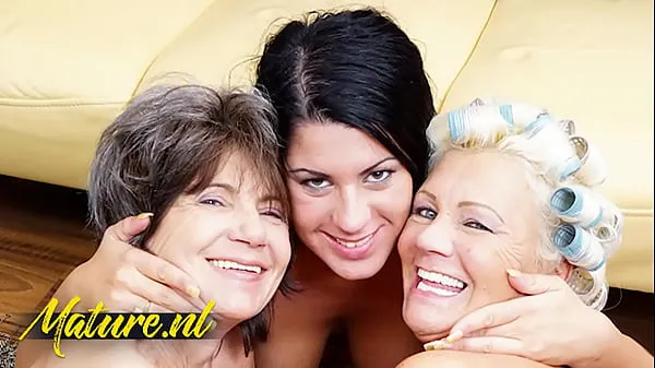 XXX Horny Teen Rashina Invited a Lesbian Mature Couple Over For Hot Threesome μέγα σωλήνα