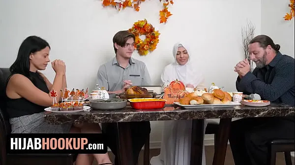 XXX Muslim Babe Audrey Royal Celebrates Thanksgiving With Passionate Fuck On The Table - Hijab Hookup mega Tube