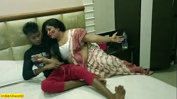 XXX Indian Bengali Stepmom First Sex with 18yrs Young Stepson! With Clear Audio mega cső
