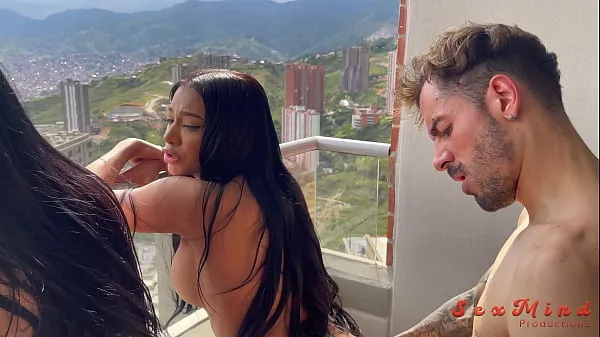 XXX Yenifer Chacon and a delicious Venezuelan brunette girl with big tits having hardcore sex with their coach on a balcony mega trubice
