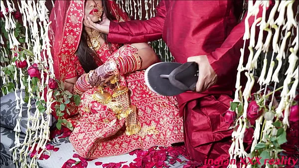 XXX Indian marriage honeymoon XXX in hindi mega rør