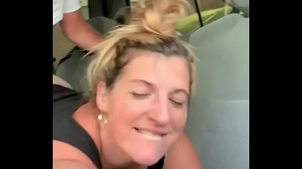XXX Amateur milf pawg fucks stranger in walmart parking lot in public with big ass and tan lines homemade couple ống lớn