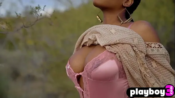 XXX Big tits ebony teen model Nyla posing outdoor and babe exposed her stunning body mega Tüp