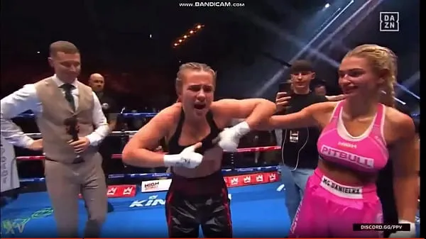 XXX Uncensored Daniella Hemsley Flashing after boxing Win أنبوب ضخم