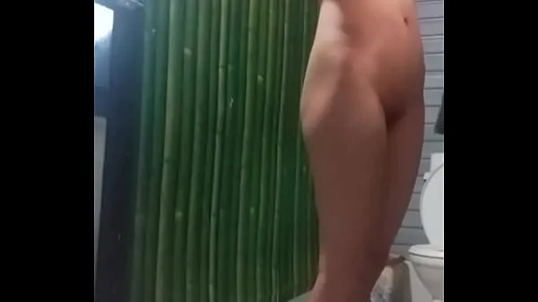 XXX Secretly filming a pretty girl bathing her cute body - 02 mega trubice