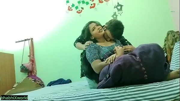 XXX New Bengali Wife First Night Sex! With Clear Talking mega cső