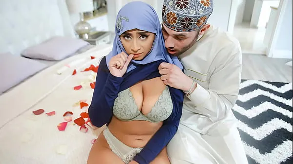 XXX Arab Husband Trying to Impregnate His Hijab Wife - HijabLust megarør