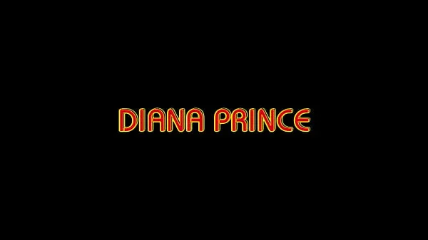 XXX Diana Prince Is A Cougar In Heat mega Tüp