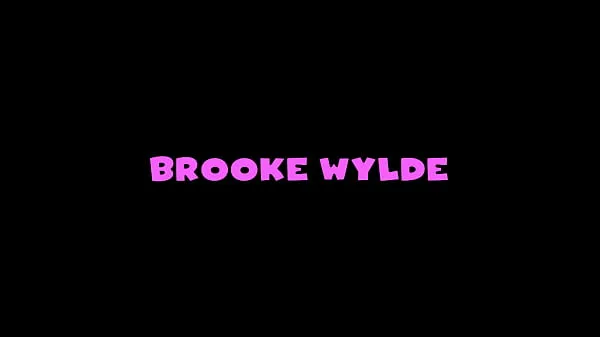 XXX Hot Teen Blonde Brooke Wylde Gets Her Titties And Pussy Worshipped أنبوب ضخم