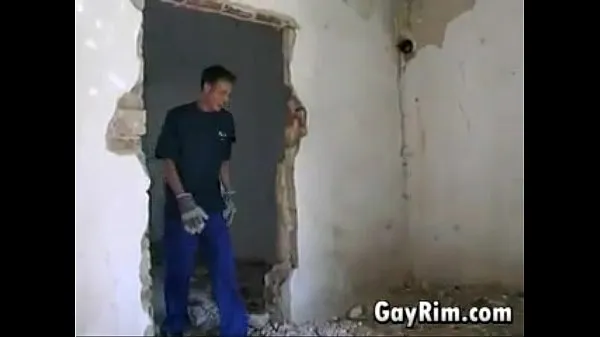 XXX Gay Teens At An Abandoned Building أنبوب ضخم