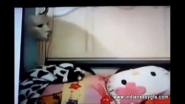 XXX Indian Desi fucking her juicy pussy in shower with dildo megaputki